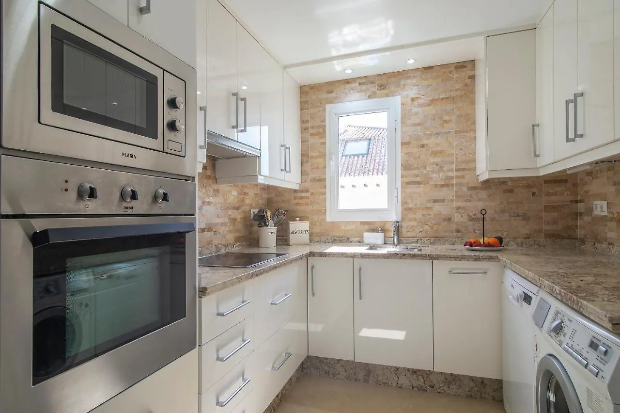 Apartmán Vista Gaviota Estepona 0*,  Španělsko