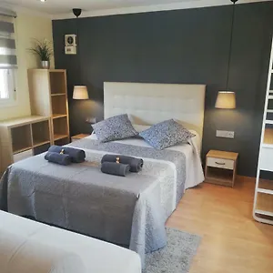 Estudio De 30 M² En Barberá Del Vallés, Con 1 Baño Privado. Barberá del Vallés